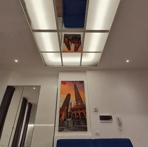 Giudei House Loft 2 * Болонья